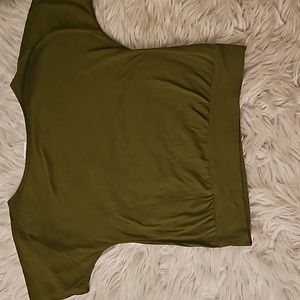 Alloy Green Short Sleeve Top – Size Small (Juniors)
